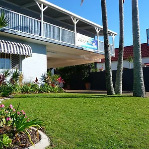 Blue Pelican Motel