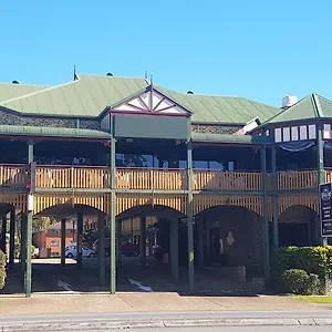 Bayswater Tweed Motel