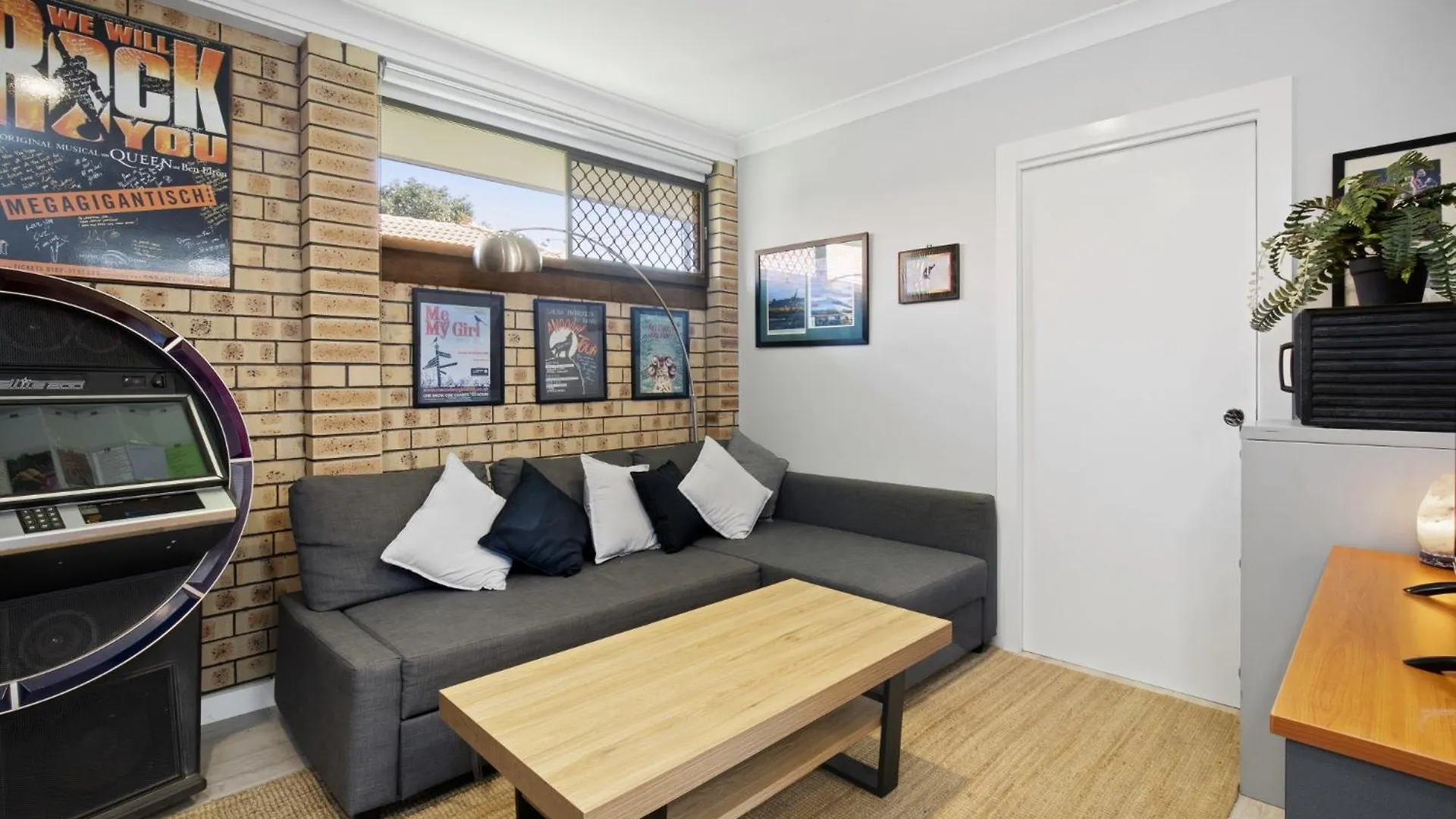 Caravan, Boat & Pet Friendly - Right On The Border Tweed Heads Australia